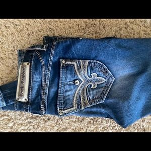 Rock revival skinny jeans